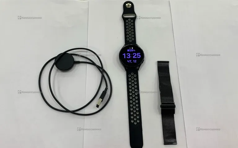 Смарт-часы Samsung Galaxy Watch4 SM-R870