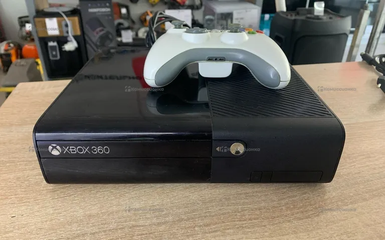 Приставка Xbox 360 250gb