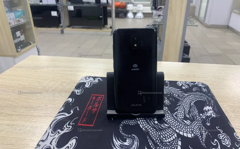 Digma Linz joy 3g