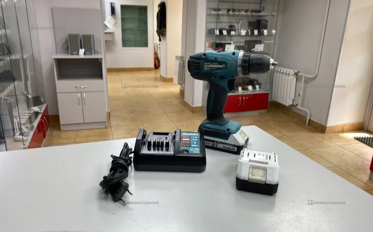 Дрель Шуруповёрт Makita DF347D