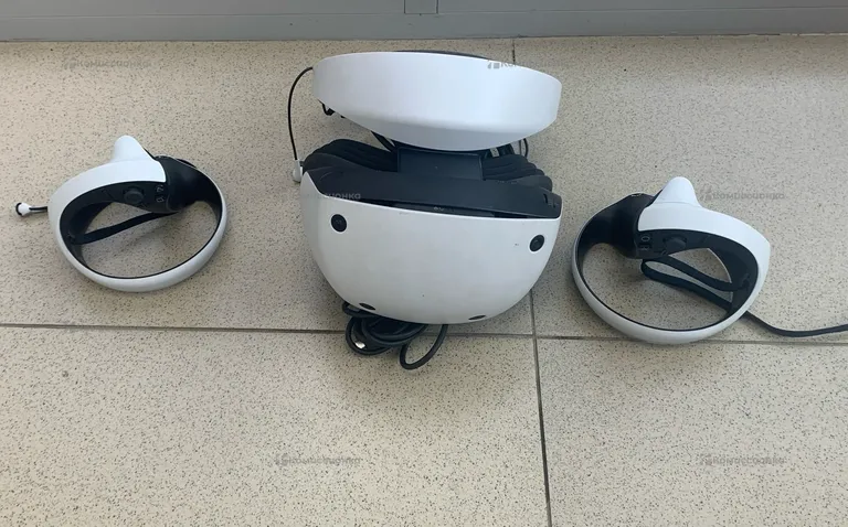 Очки виртуальной реальности PS5 VR2