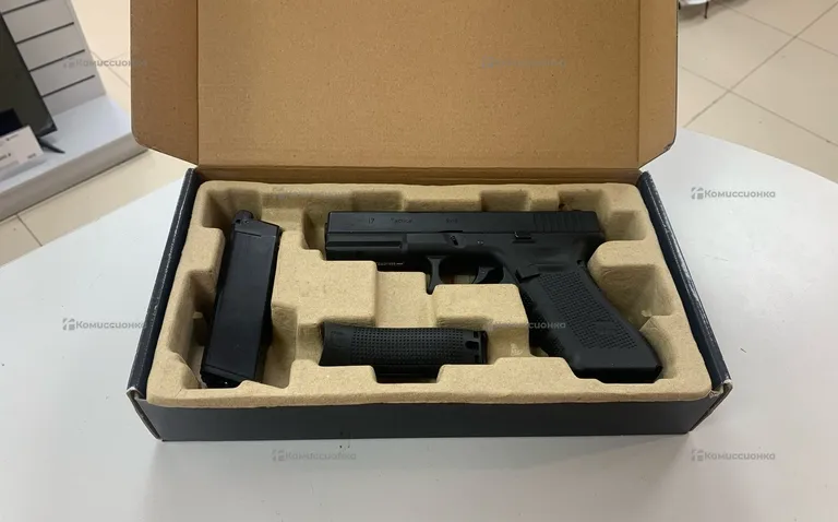Страйкбольный пистолет Glock 17 Gen4