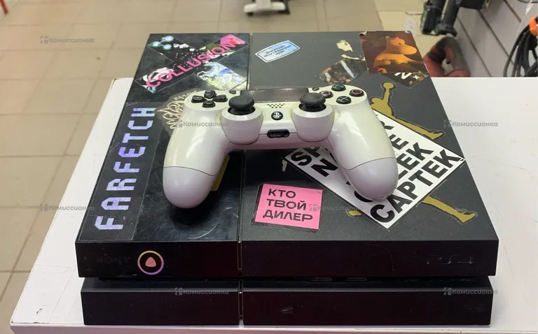 Приставка Sony PS4 Fat 500gb