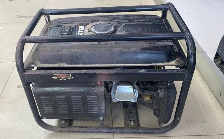 Бензиновая электростанция Huter DY3000L
