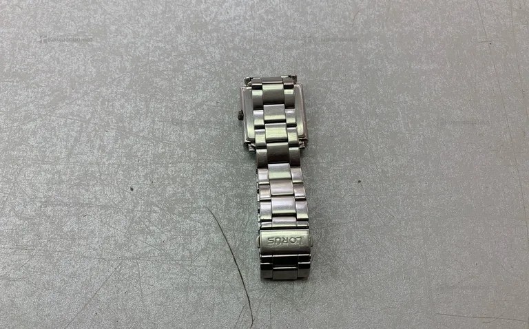 Часы  Lorus
