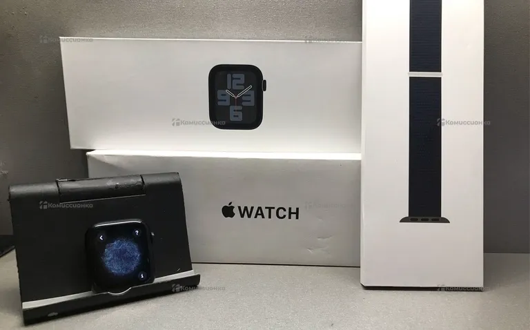 Часы  APPLE WATCH SE 2 44mm