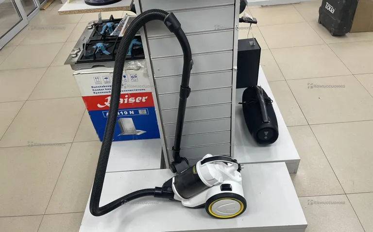 Пылесос Karcher Vc3