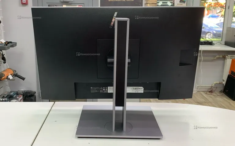 Монитор HP E223