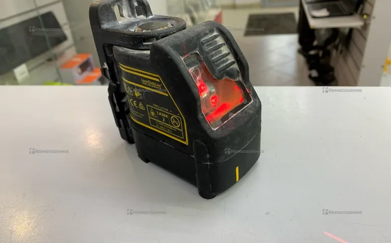 Лазерный уровень dewalt DW088