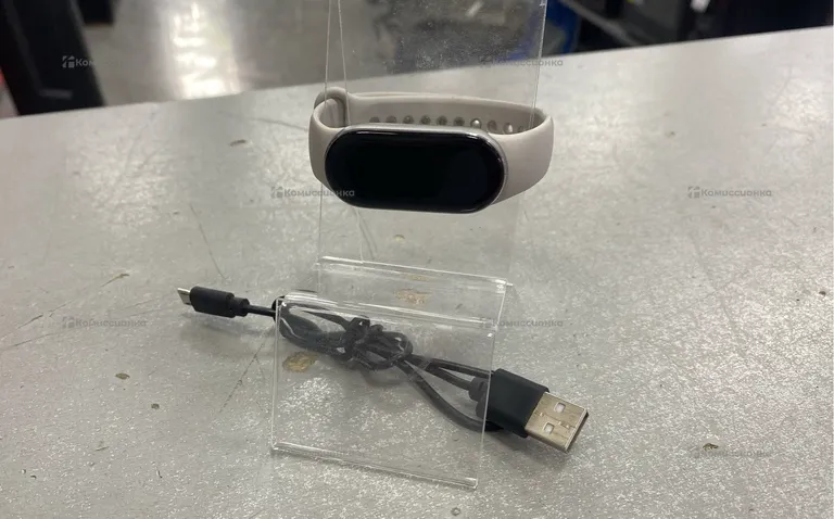Часы Xiaomi Smart Band 9