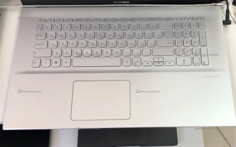 Ноутбук  ASUS K712J