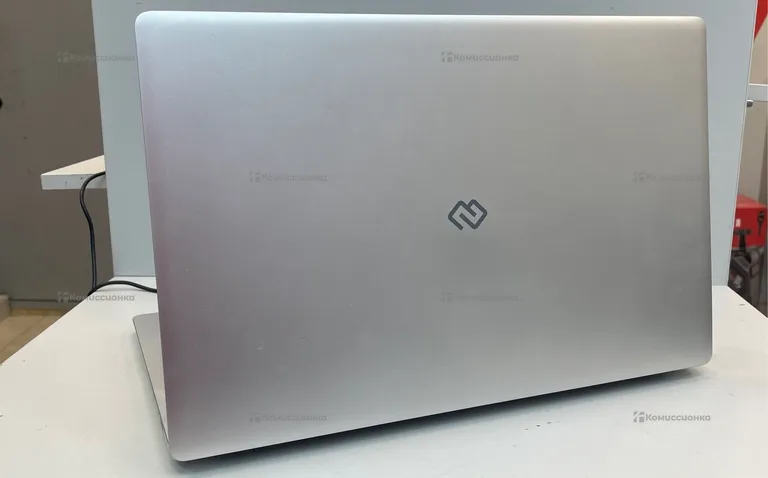 Ноутбук  Digma EVE P5850