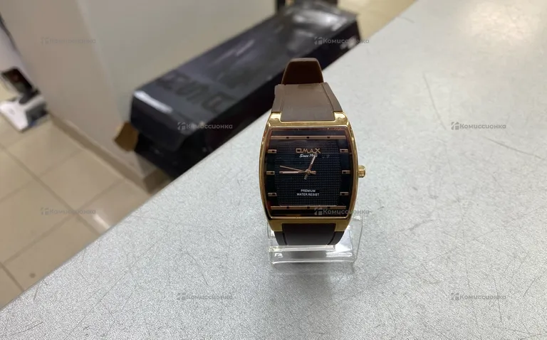Часы Omax D006