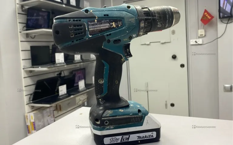 дрель шуруповерт Makita DF457D