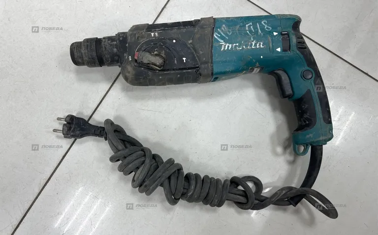 Перфоратор Makita HR2470