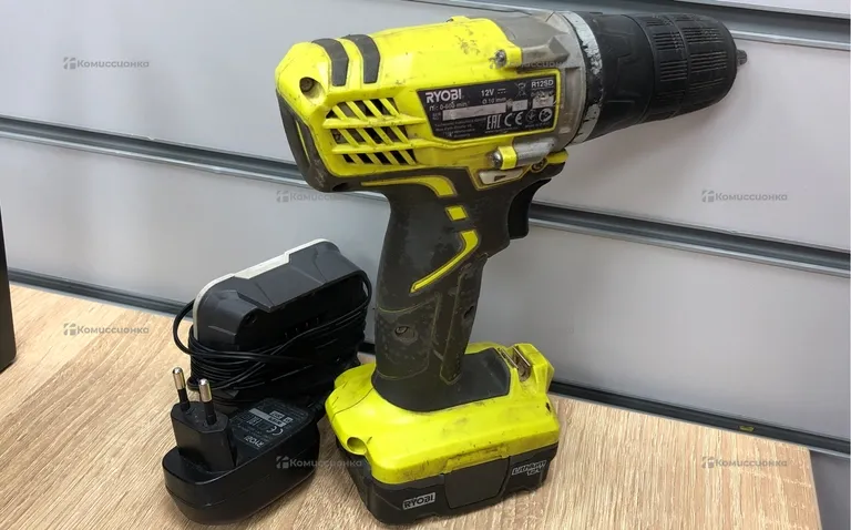 Дрель-шуруповерт Ryobi R12SD-L13S