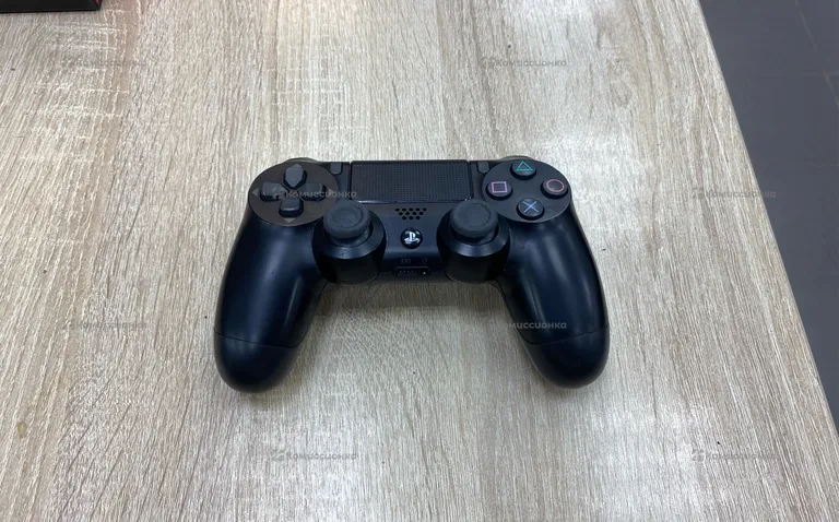 Джойстик PS4