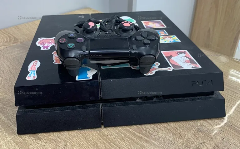 Приставка PS4. PlayStation 4