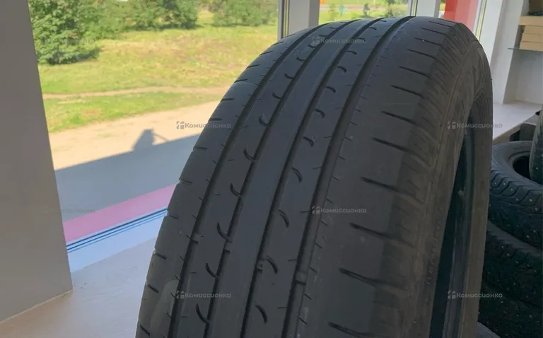 Шины летние Goodyear 215/60 R15