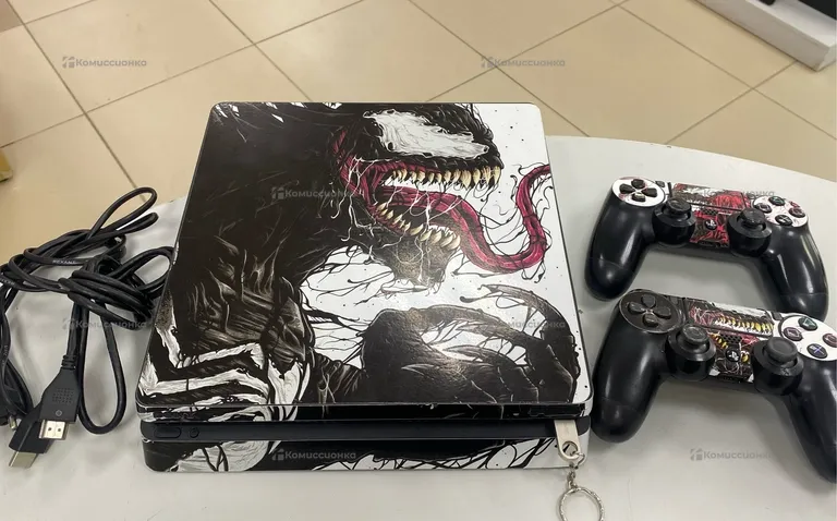Приставка PS4. slim 500 Gb