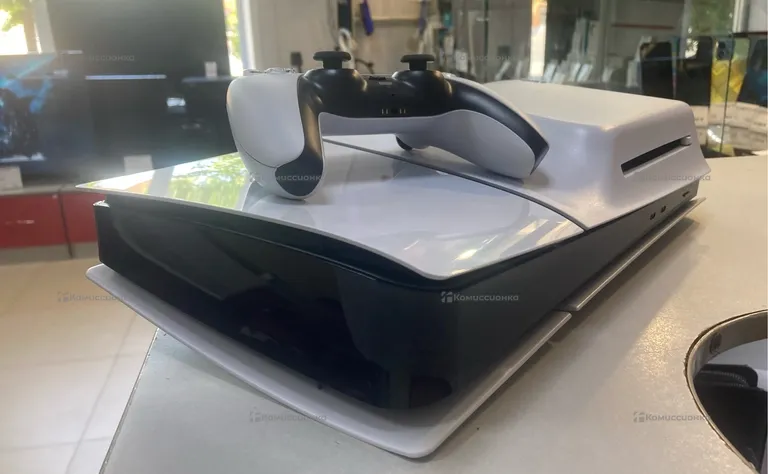 Приставка PlayStation 5 Slim с дисководом 1Тб