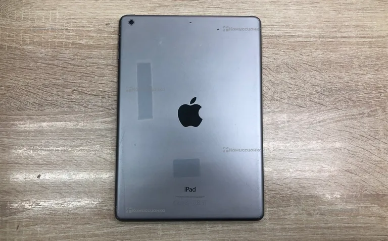 Планшет Apple iPad Air 16гб