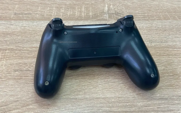 Джойстик PS4