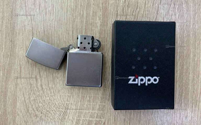 Зажигалка Zippo