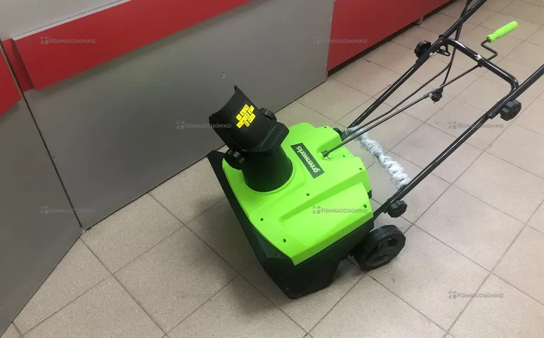 Снегоуборочная машина SN2300