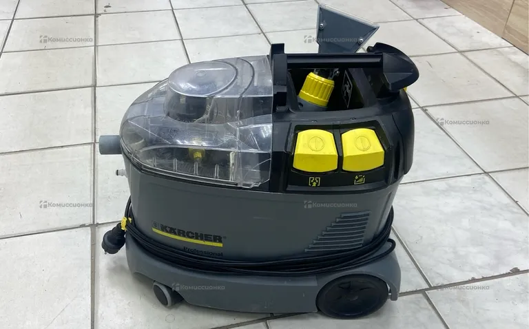 Пылесос  Karcher Puzzi 8/1c