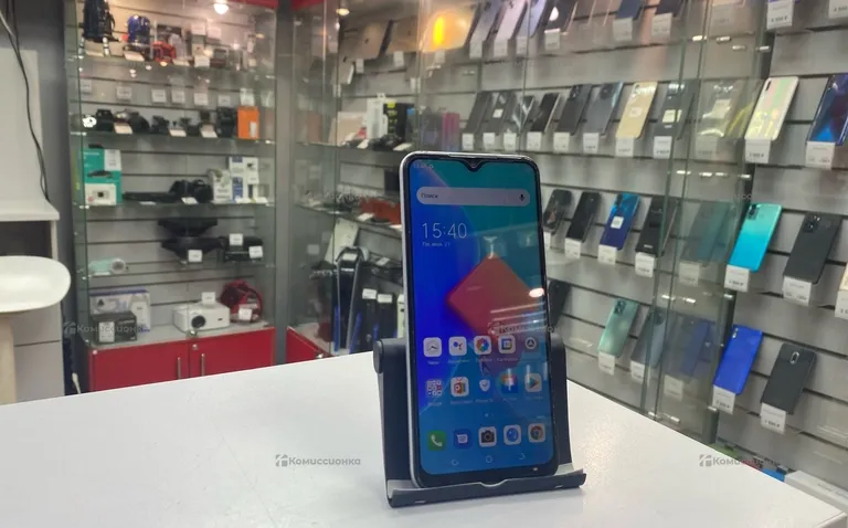 Tecno Tecno Spark 8c 4/64 ГБ