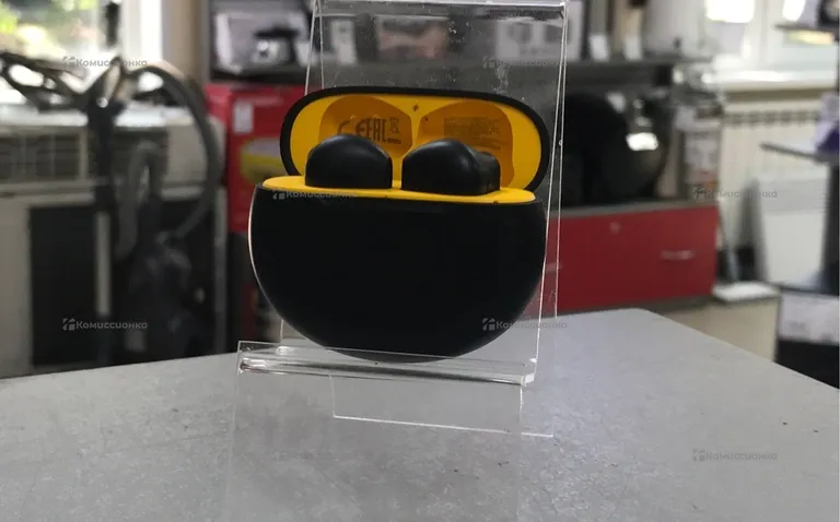Наушники  Realme buds T01