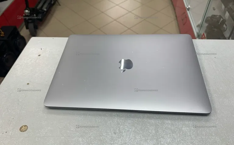 Ноутбук MacBook Air 13 2020 M1