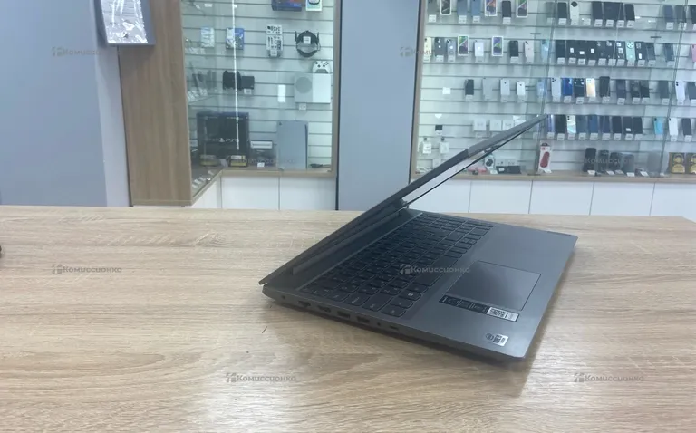 Ноутбук  Lenovo L3