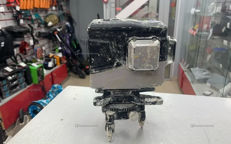 Лазерный уровень DEKO 3D