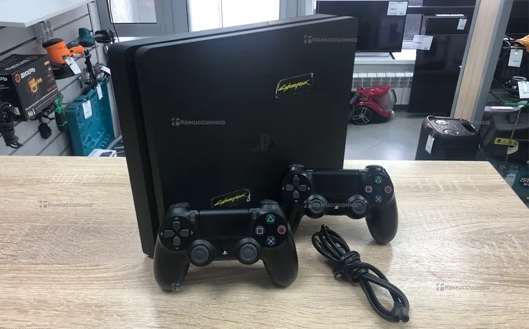 Приставка PS4. PS4 slim 1 Tb