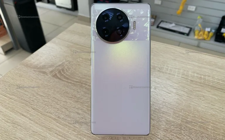 Tecno Spark 20 Pro+ 8/256Gb