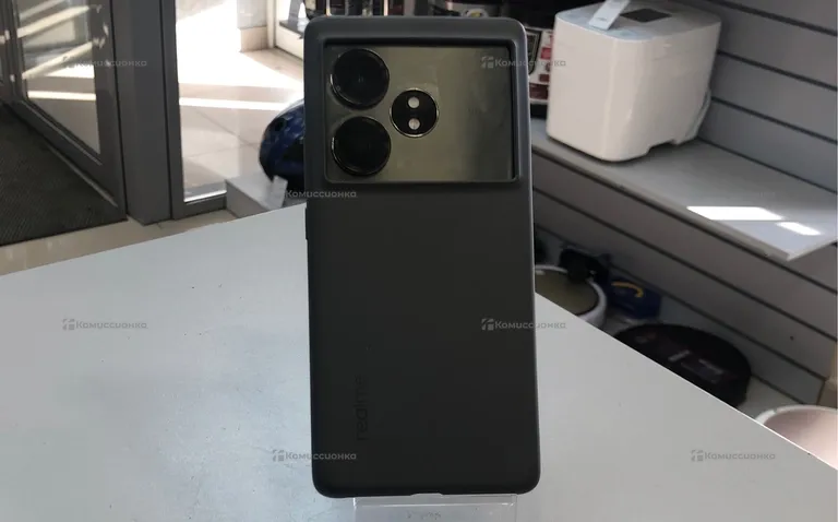 Realme Realme GT Neo 6 5G 12/256 ГБ