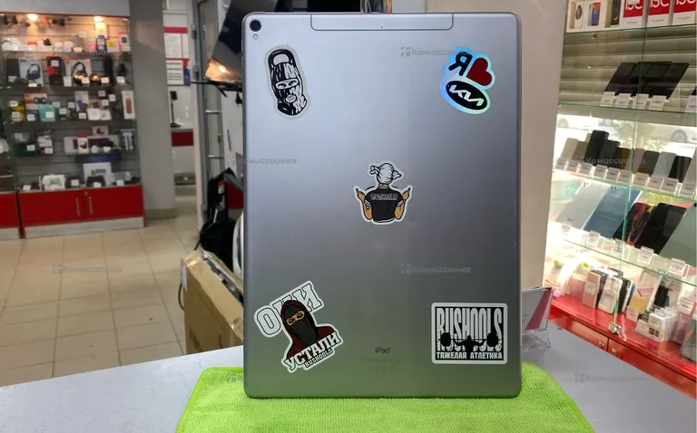 Планшет Apple iPad Pro 12,9 2 поколения 256 Gb