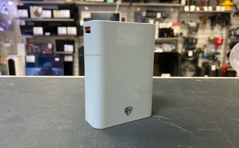 Power Bank  BY