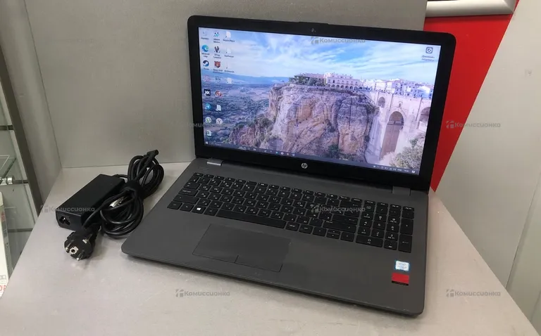 Ноутбук HP 250 G6