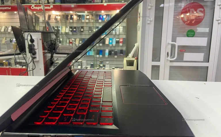 Ноутбук Acer Nitro i5-8250U/GeForce MX150