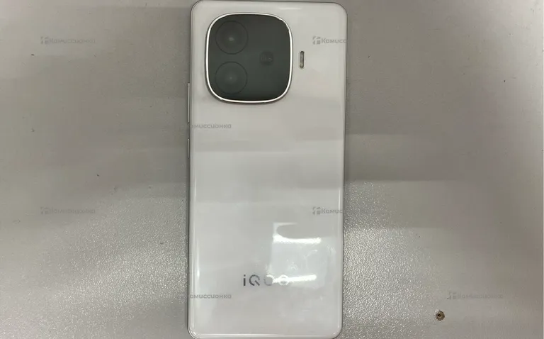 VIVO z9 turbo+ 12/256