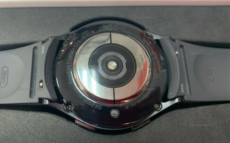 Часы  Samsung Galaxy Watch 5 40mm