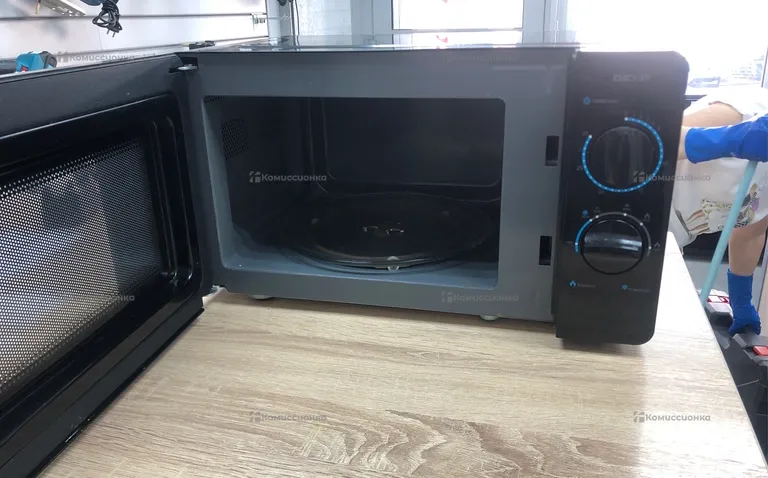 Микроволновая печь  Dexp