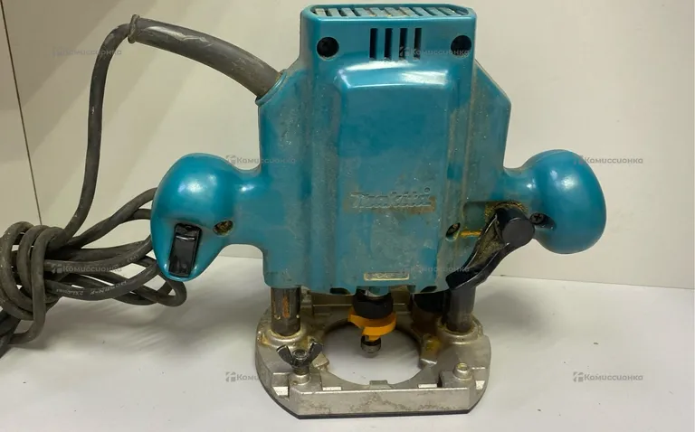 Фрезер Makita 3620