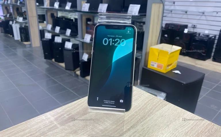 Apple IPhone 11 64Gb