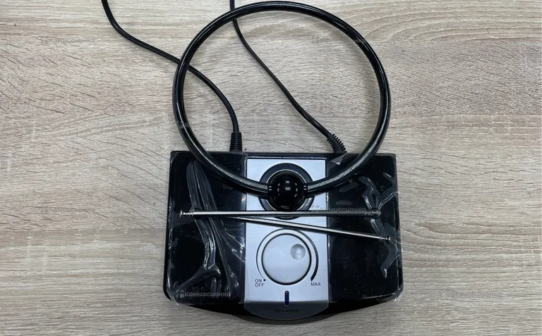 Антенна + усилитель antop AV-958