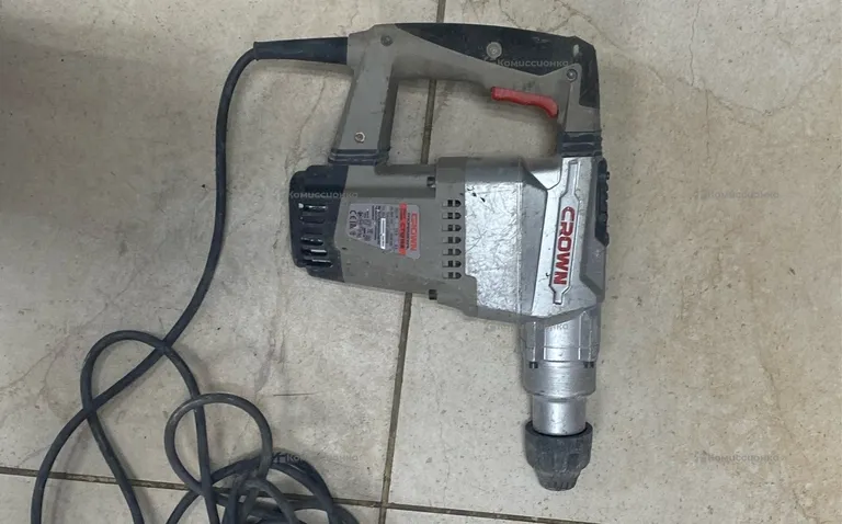 Перфоратор CROWN CT18158 BMC