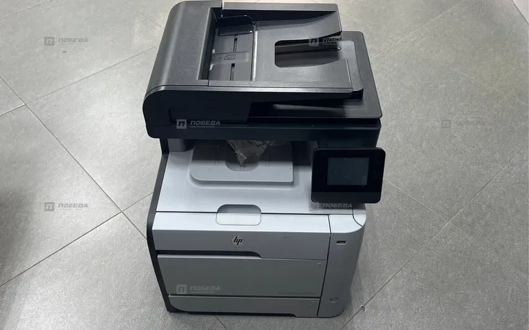 Принтер HP Color LaserJet Pro MFP M476nw